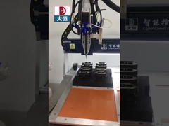 PGB-700 อัตโนมัติ 2 องค์ประกอบ ป้อน การจัดจําหน่าย การปรับปริมาณ การจัดจําหน่ายกาว ระบบการโยน